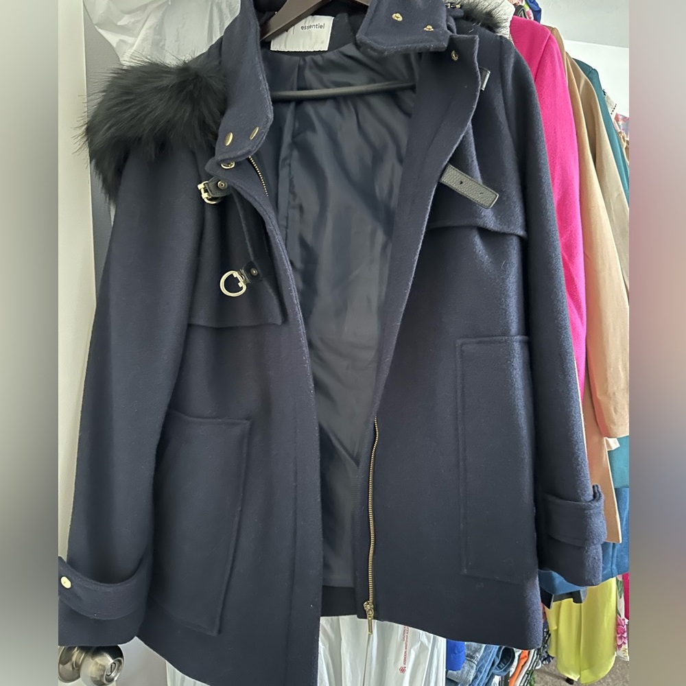 R Essential pea coat